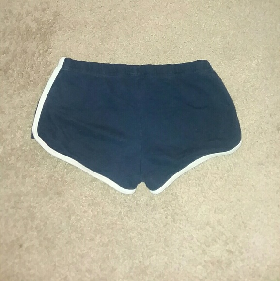 Shorts - Picture 2 of 2